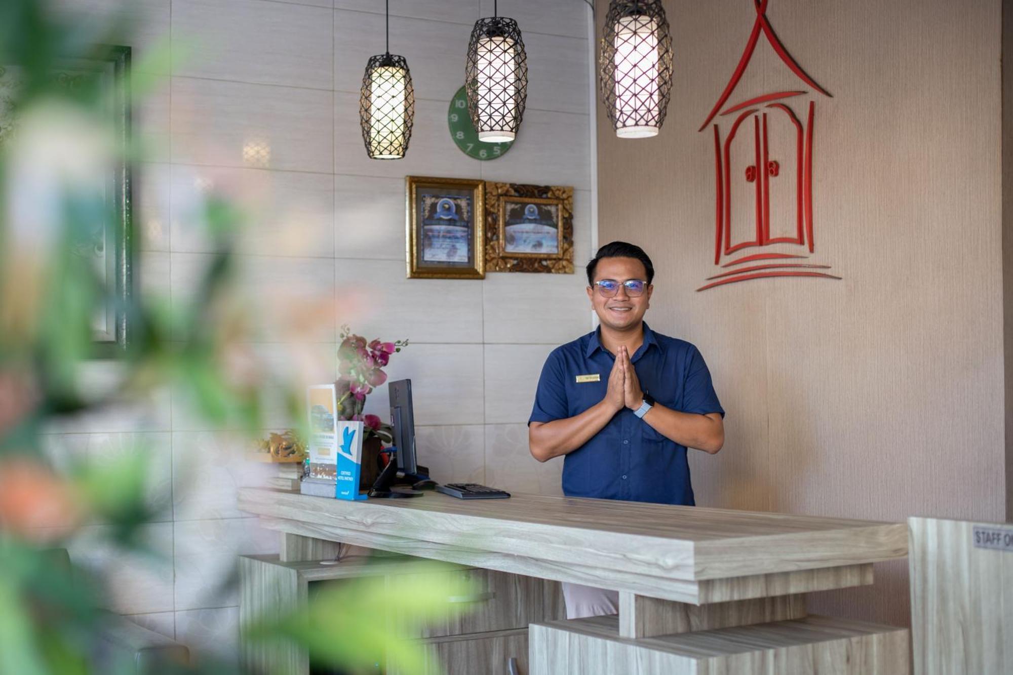Angkul Angkul Beach Inn Kuta By Kamara Ngoại thất bức ảnh