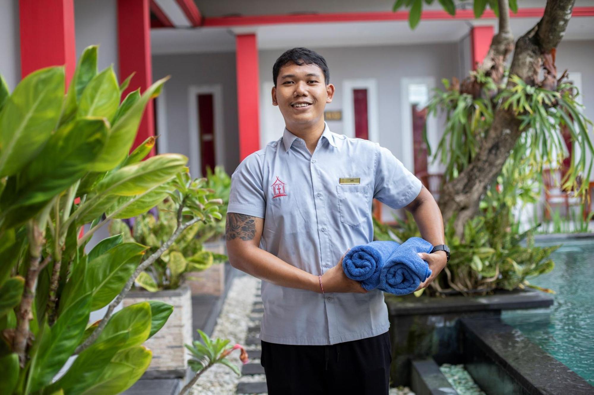 Angkul Angkul Beach Inn Kuta By Kamara Ngoại thất bức ảnh