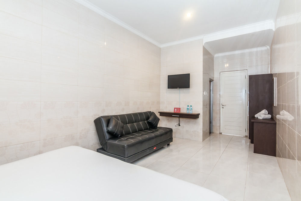 Angkul Angkul Beach Inn Kuta By Kamara Ngoại thất bức ảnh