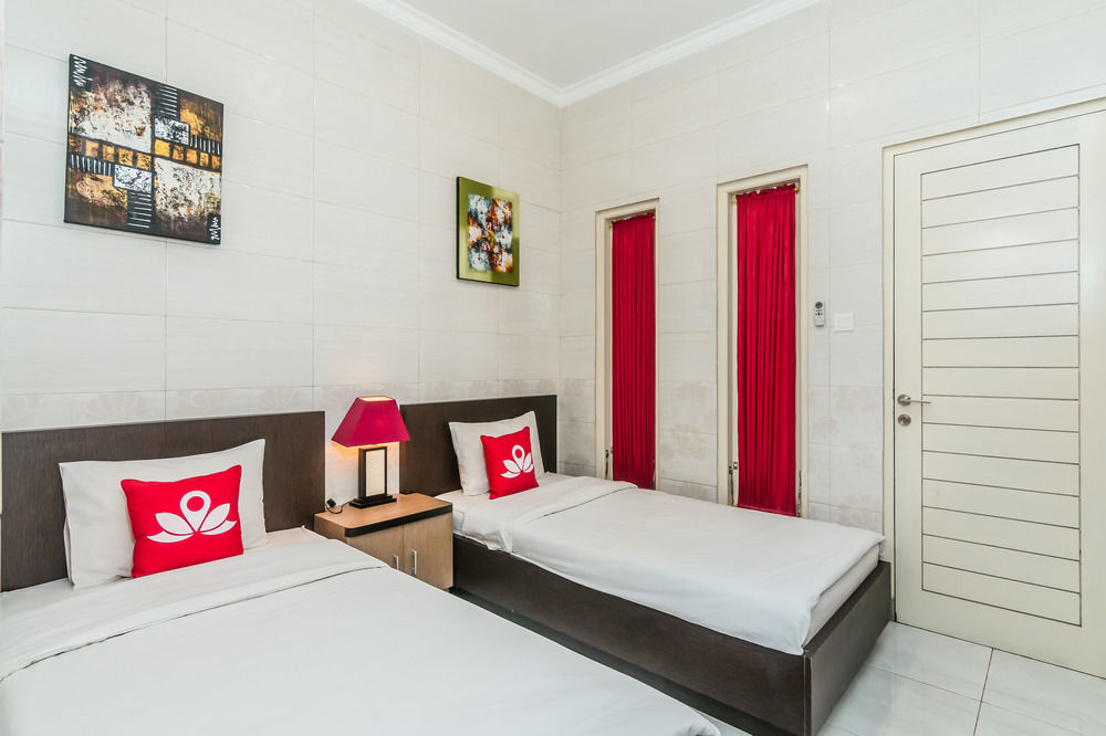 Angkul Angkul Beach Inn Kuta By Kamara Ngoại thất bức ảnh